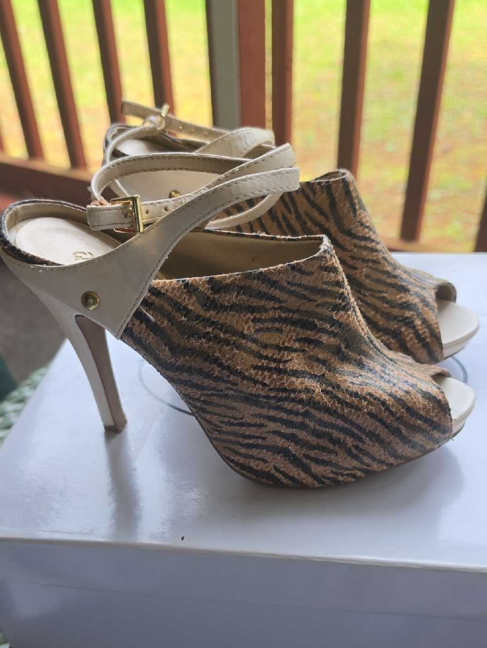 Qupid Tiger-Print Peep-Toe High Heels with Ivory Ankle Strap
